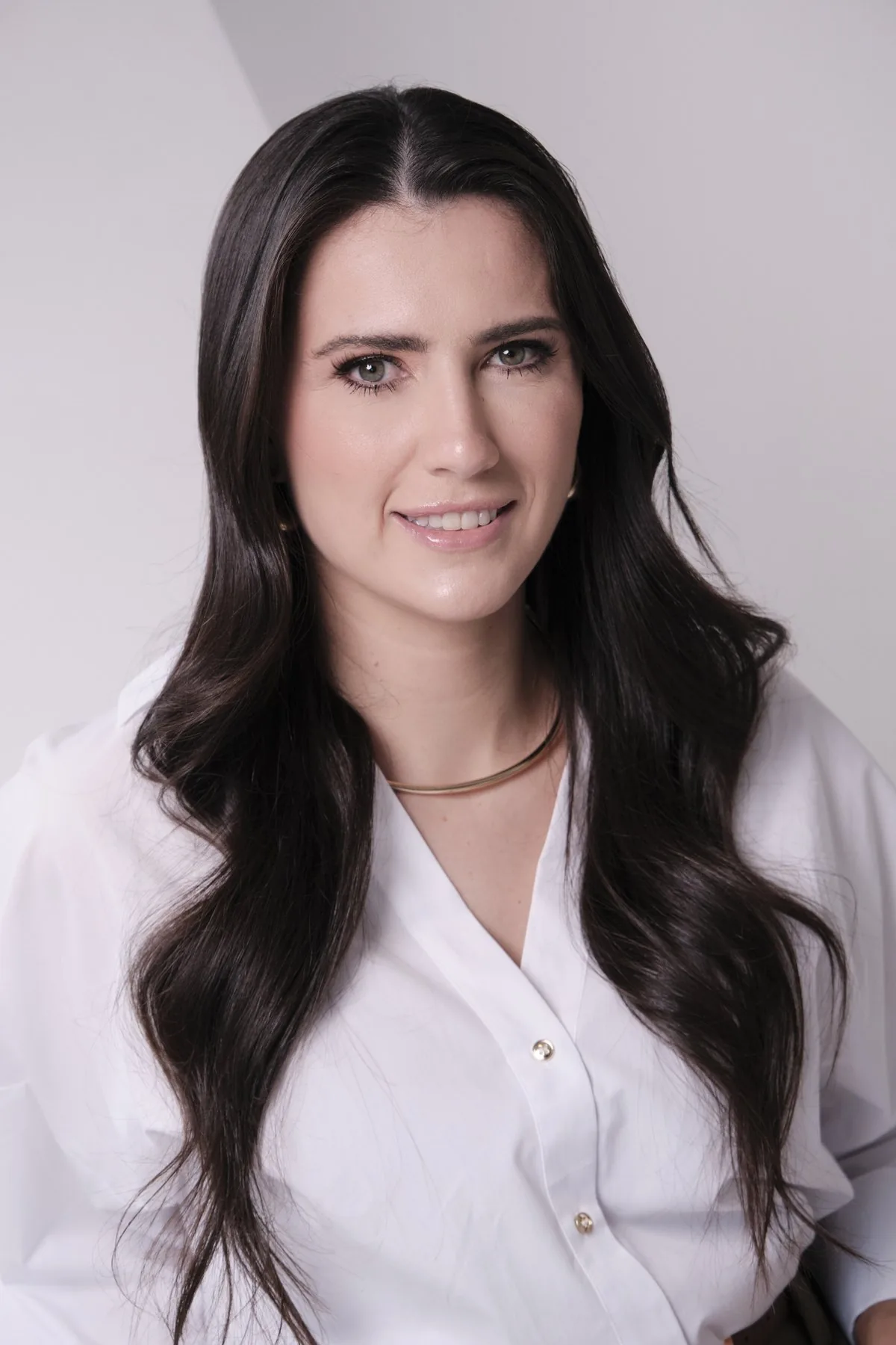 Dra. Flávia Nerone, cirurgiã vascular em Maringá